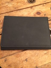 Pochette En Cuir Nissan