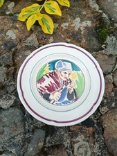 Bretagne MBFA décor Paul Urfer assiette femme allumant sa pipe 