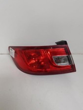 Feu arriere principal gauche