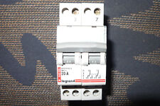 INTERRUPTEUR SECTIONNEUR 20A DOUBLE CONTACTS INVERSEURS 20AMPERES LEGRAND