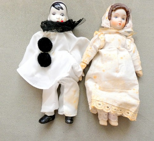 Deux poupees dont pierrot - dont,