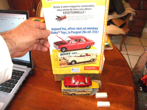 Voiture réédition dinky toys - dinky,