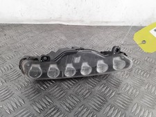 Feu diurne avant gauche