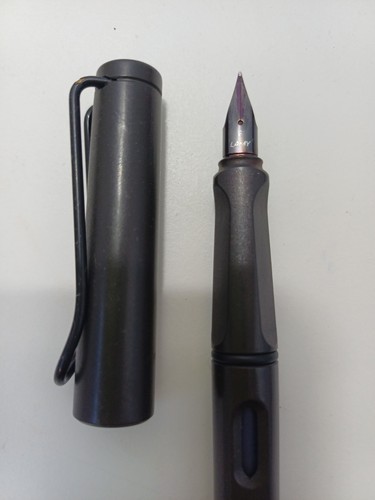Lamy stylo plume noir - plume, f,