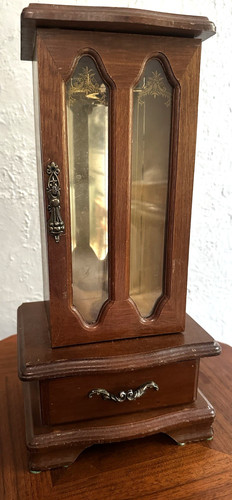 Vintage london leather - london, wooden
