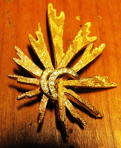Broche ancienne etoile - etoile, métal