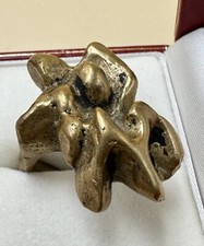 Rare bague sculpture en bronze travail d'artiste 1970 taille unique mixte
