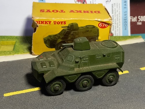 Dinky toys england armoured - toys,