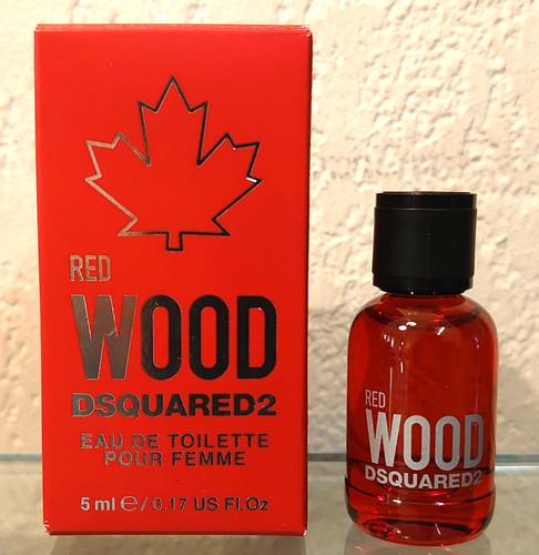 Red wood dsquared2 edt - red,