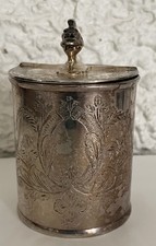 ANCIENNE BOITE A CIGARETTES EN METAL ARGENTE CASQUE/7491V5