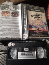 VHS RARE RCV:"LES CHARLOTS CONTRE DRACULA"