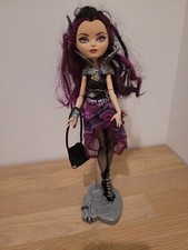 ever after high poupée RAVEN