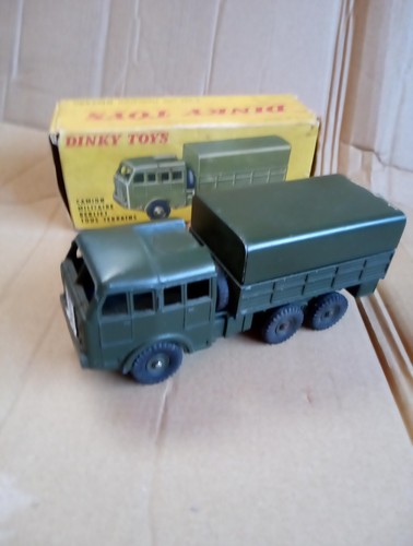 Véhicule militaire berliet - véhicule,