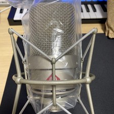 Microphone de studio Neumann TLM 49 avec support occasion excellent état