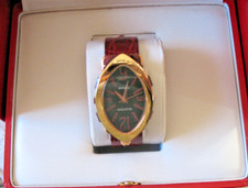 Montre Suisse Femme Automatique plaquée Or rose 18 carats, VALENTINO de Luxe