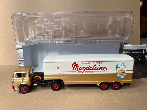 Ixo camion berliet - 1/43,