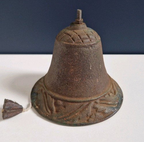 Ancienne cloche fonte - cloche,