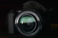 [US Duty Paid] Sony Alpha ZV-E10 (avec objectif 16-50 mm) Appareil photo numé...