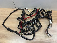 UN FAISCEAU ELECTRIQUE NU