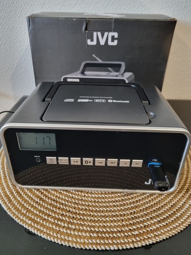 Jvc portable radio player - radio, cd