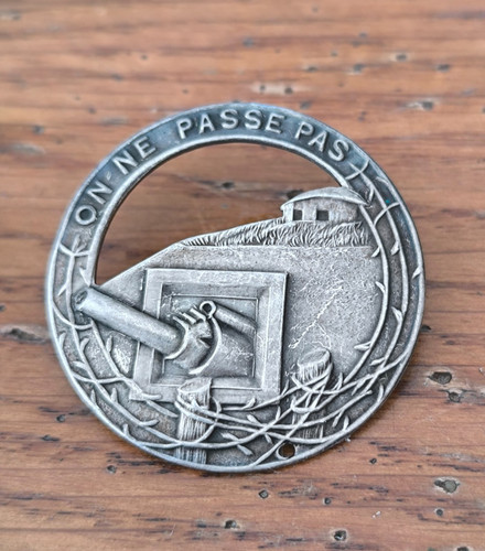Insigne béret ligne - la,