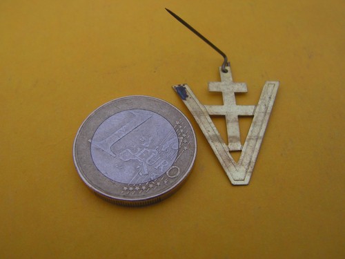 Petit insigne broche - insigne,