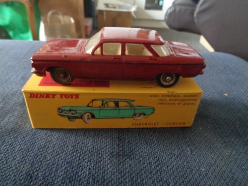 Chevrolet corvair dinky toys - dinky,