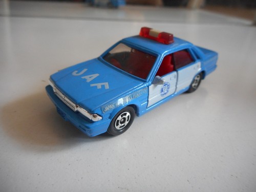 Tomica nissan cedric portes - nissan,