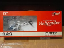 Hélicoptère radiocommandé