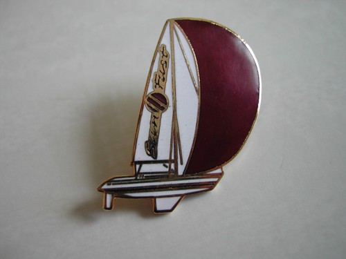 Pin émaillé egf bateau - pin's,