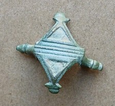 Magnifique Petite Fibule Romaine Antique forme rare 