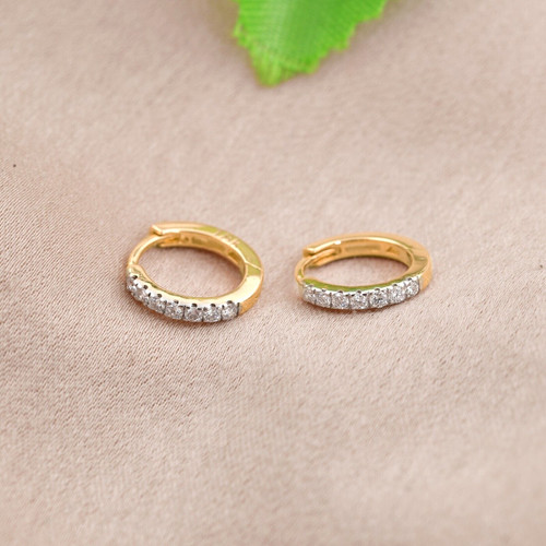 Petit diamant pavé huggie - petit,