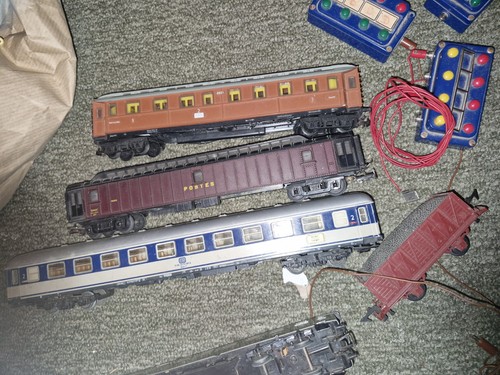 Lot trains vintage wagons - trains,
