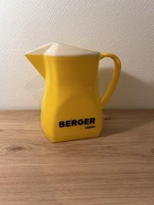 Ancien Pichet Carafe Berger Anisette en Plastique Jaune Hauteur 17 Cm