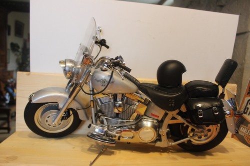 Harley davidson - 1:4,