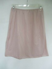 Private Treasures by Avon Women's Small Solid Pink Kneelength Slip Vintage