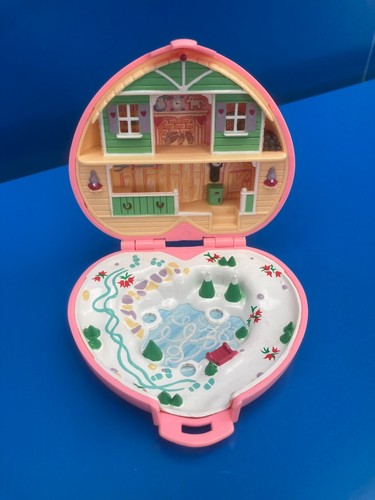 Polly pocket chalet - polly, pocket-polly's