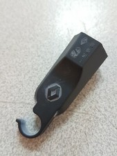 8200555245 cache crochet plastique hexagonale roue secour Renault Scenic ll 