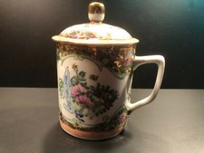 Porcelain Oriental Hand