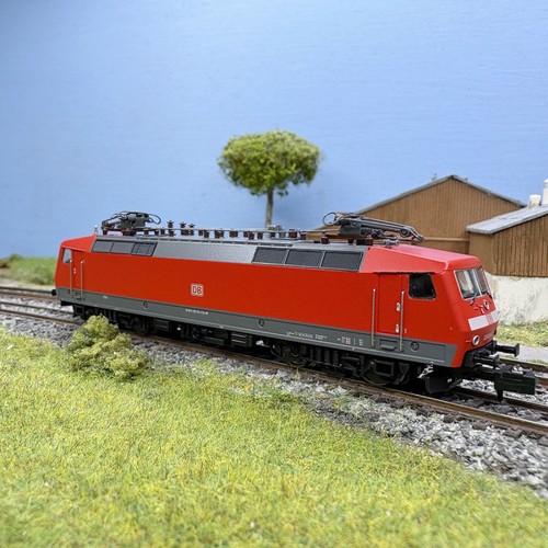 Locomotive électrique 120 - locomotive, br