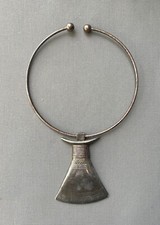 Collier Torque Vintage