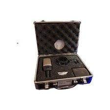 AKG C214 - Cardioid Studio