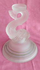 Superbe Bougeoir. Verre Moulé Pressé. Forme Dauphin