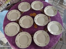 10 Assiettes Plates Demi