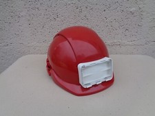 Casque de sécurité rouge