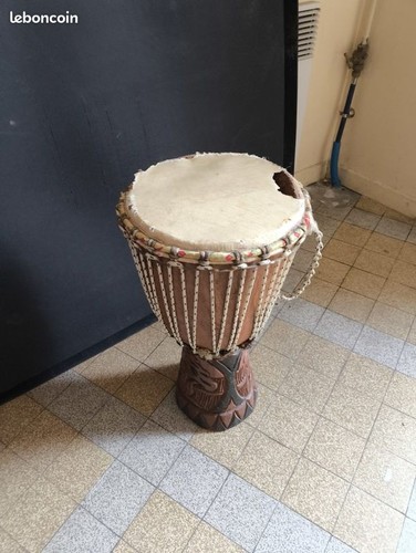 Djembé africain traditionnel
