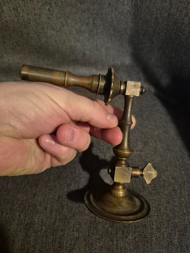Ancienne potence lanterne a - potence,