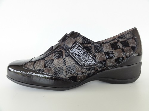 Chaussures vernies noires