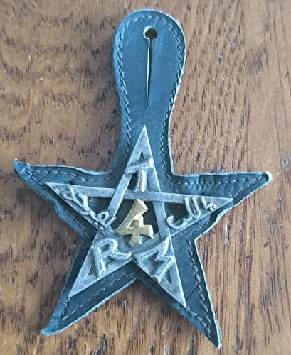 Insigne rtm régiment de - 4°,