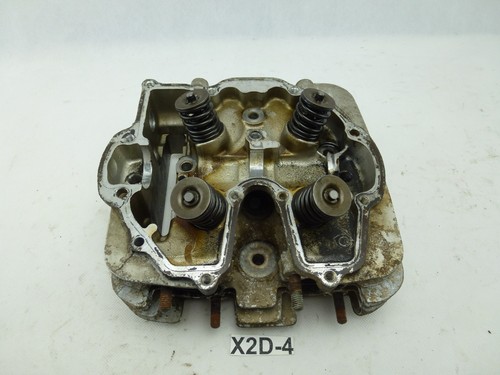 Tête cylindre pour moteur - de,